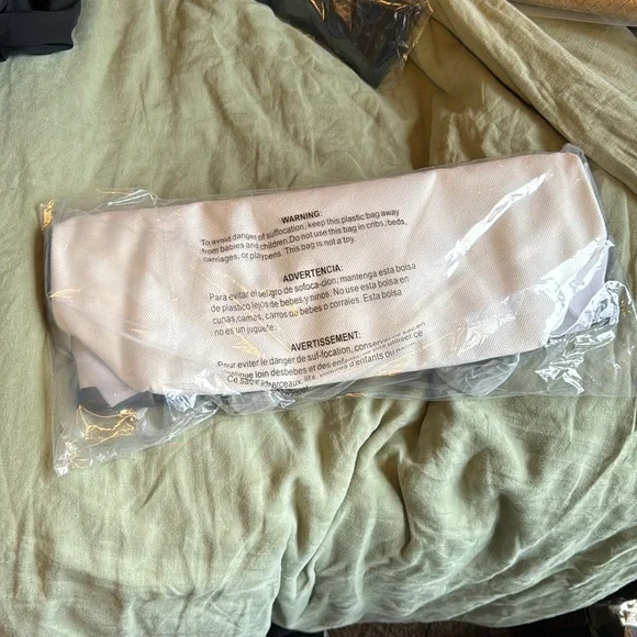 Walter Baker X Curateur Carly Tote Bag - Picture 10 of 10